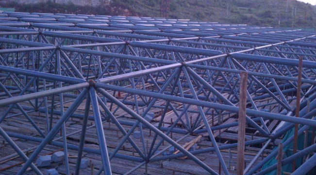 普陀概述网架加工中对钢材的质量的过细恳求
